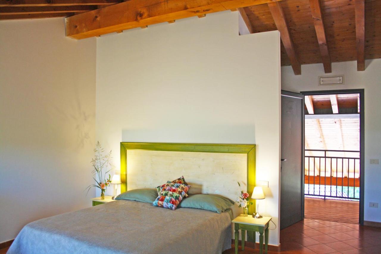 Agriturismo Fiorbello Montirone Kültér fotó