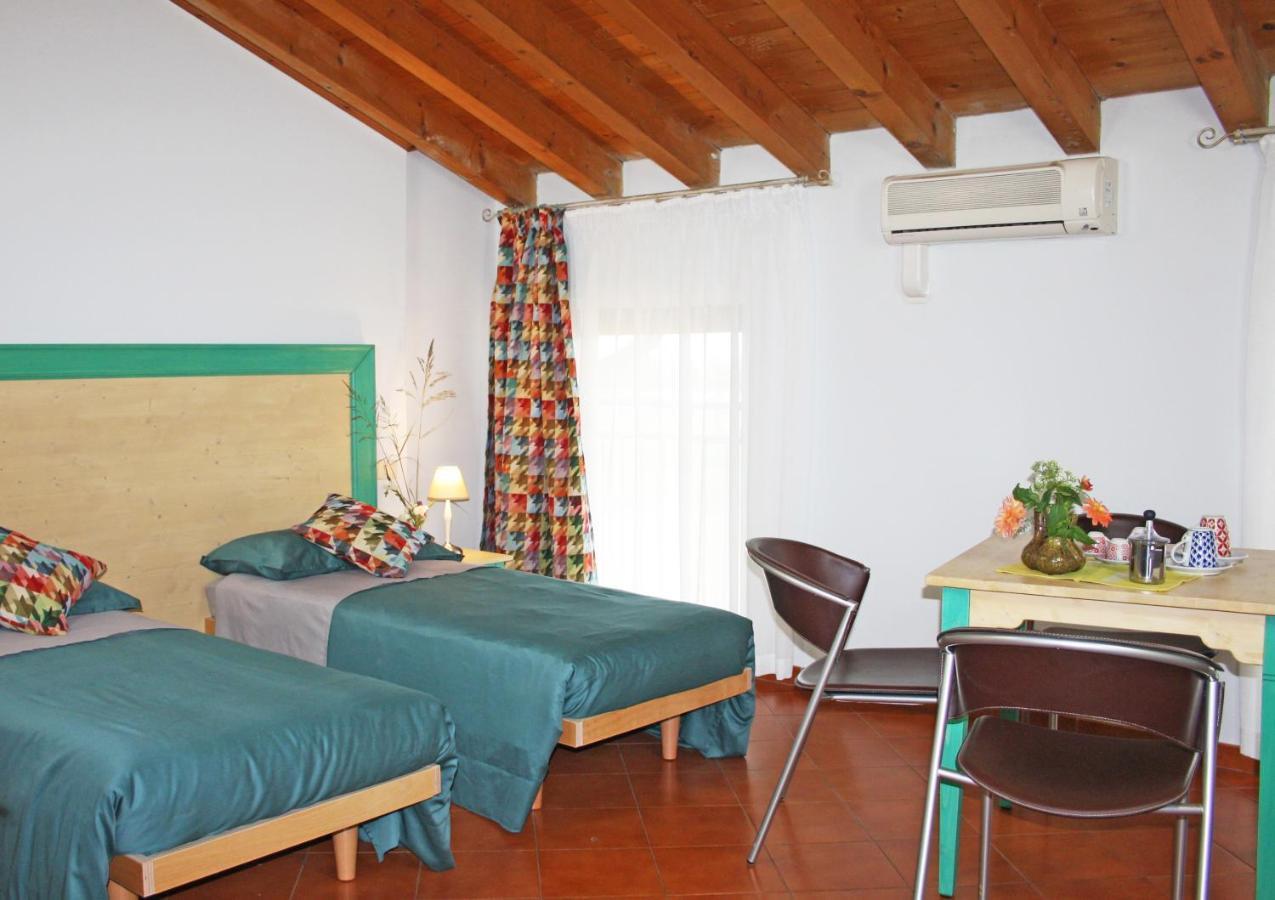 Agriturismo Fiorbello Montirone Kültér fotó